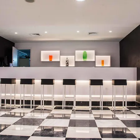 Hotel Monte Carmelo 4*