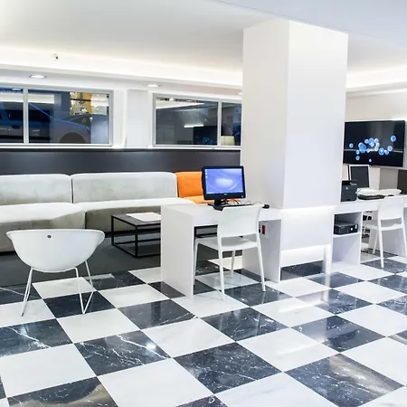 Hotel Monte Carmelo 4*